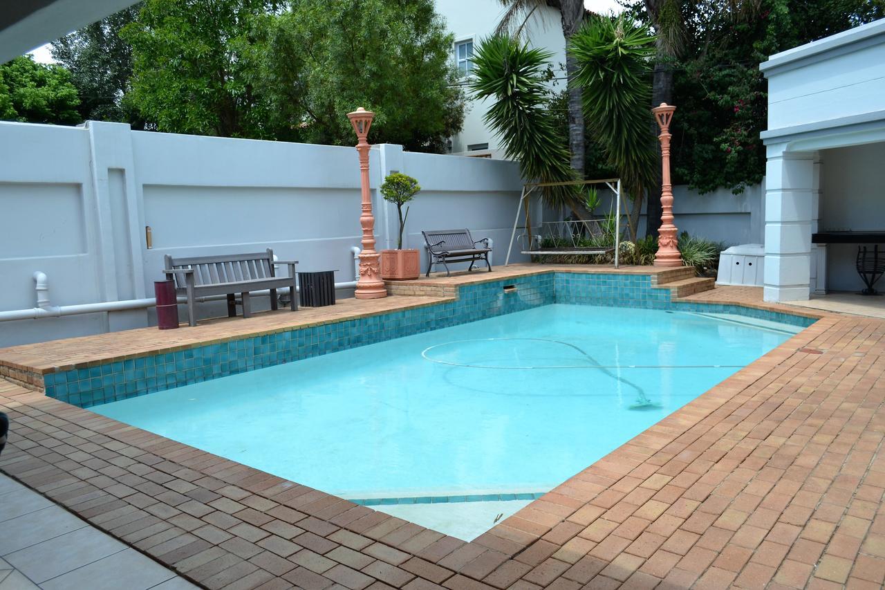 Villa The Baobab à Midrand Extérieur photo