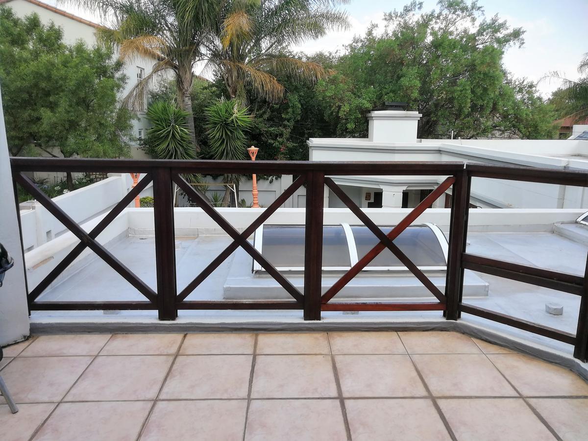 Villa The Baobab à Midrand Extérieur photo