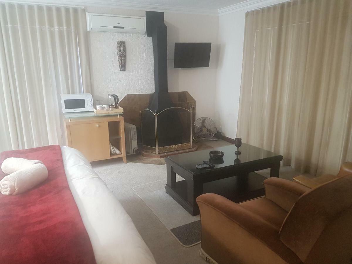 Villa The Baobab à Midrand Extérieur photo