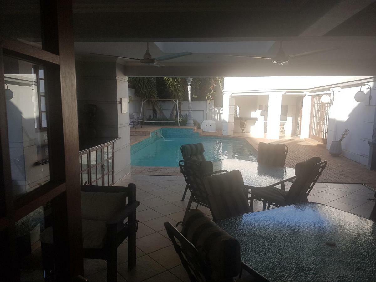 Villa The Baobab à Midrand Extérieur photo